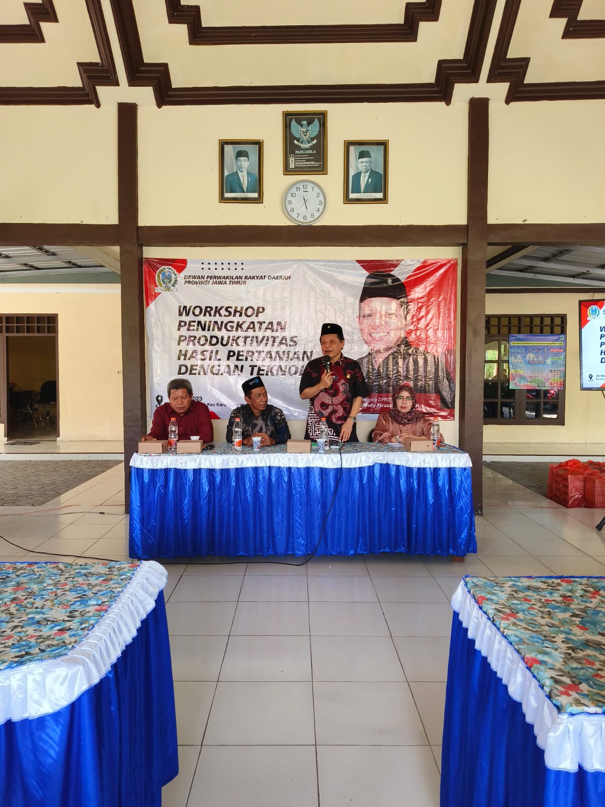 Andy Firasady Anggota DPRD Provinsi Jawa Timur, Kenalkan Inovasi Teknologi Drone Pertanian di Wilayah Karanggeneng