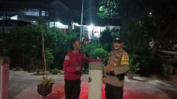 Bhabinkamtibmas Kelurahan Bengkong Laut Gencar Berikan Imbauan Antisipasi Tindak Kejahatan C3