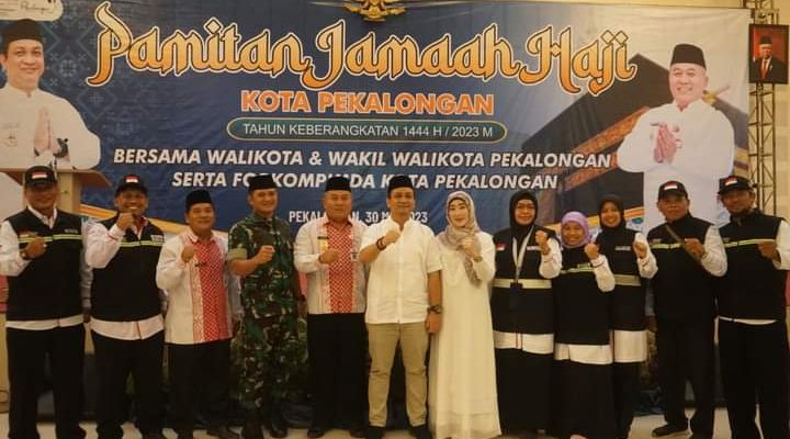 315 CJH Asal Kota Pekalongan Di Berangkatkan