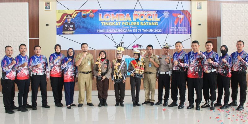 Lomba Pocil Batang: Delapan Tim SD Bersaing dalam Perlombaan yang Meriah