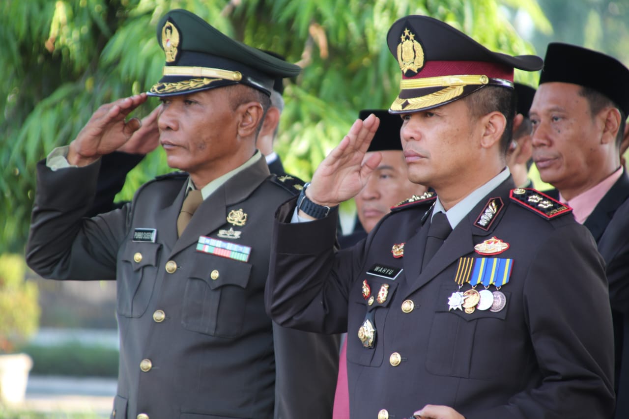 Kapolres Bersama Forkopimda Hadiri Upacara Bendera Peringatan Hari Lahir Pancasila Tingkat Kabupaten Pekalongan