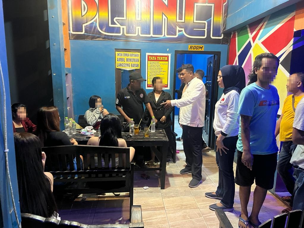 Pimpin Operasi Cipta Kondisi, Kasat Resnarkoba Razia Cafe-Cafe di Wilayah Kabupaten Pekalongan