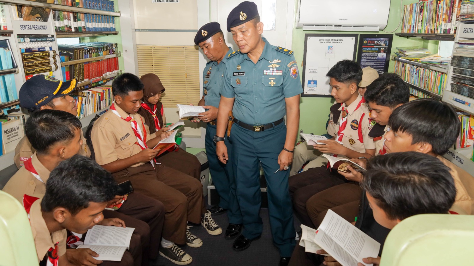 Lantamal IV Batam, Bawa Siswa Berlayar dan Belajar