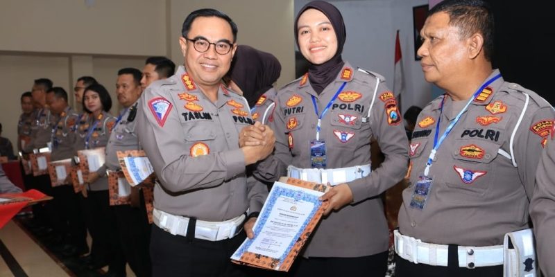 Satlantas Polres Lumajang Raih Penghargaan Dari Dirlantas Polda Jatim