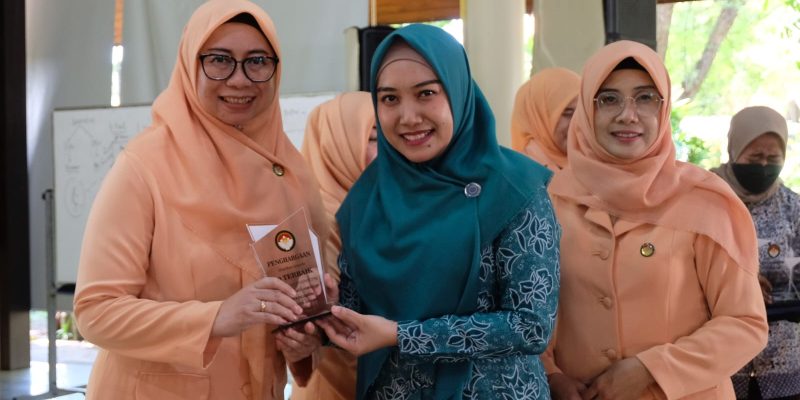 Ning Sasha Mendorong Lima Imunisasi Dasar Lengkap Untuk Cegah AKI dan AKB