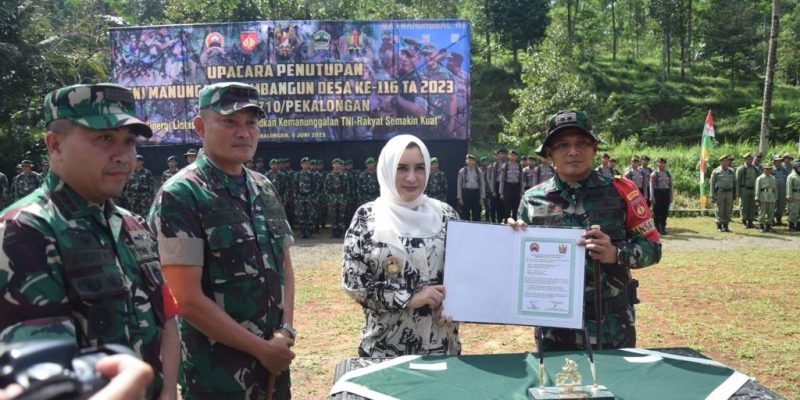 Pangdam IV/Diponegoro Tutup TMMD Reguler Ke -116, di Desa Wangkelang Pekalonga