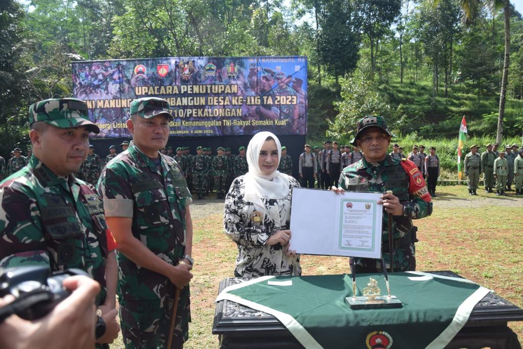 Pangdam IV/Diponegoro Tutup TMMD Reguler Ke -116, di Desa Wangkelang Pekalonga