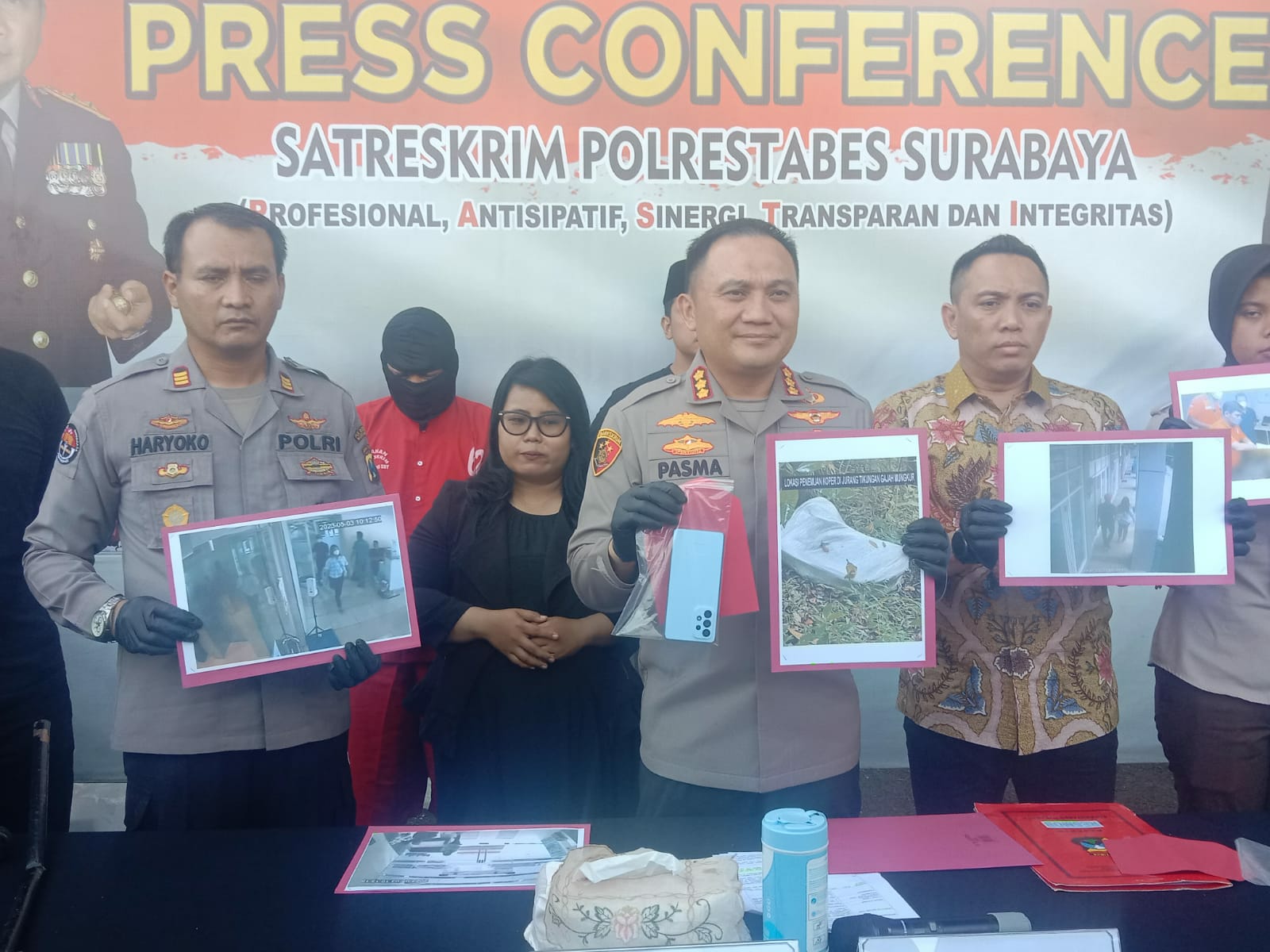 Polrestabes Surabaya Berhasil Ungkap Kasus Pembunuhan Mahasiswi Yang Mayatnya Di Buang Di Pacet Mojokerto