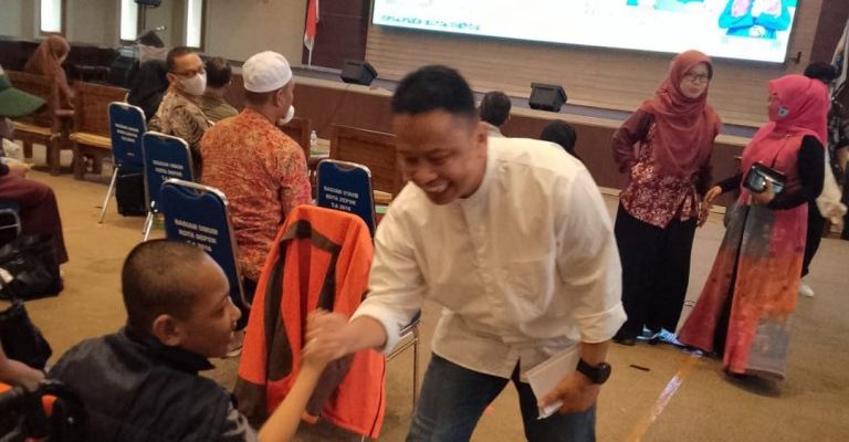 Sekda Kota Depok Buka Sekolah Ayah Bunda Spesial Khusus ABK, Ayah Bunda Berdaya Anak Bahagia.
