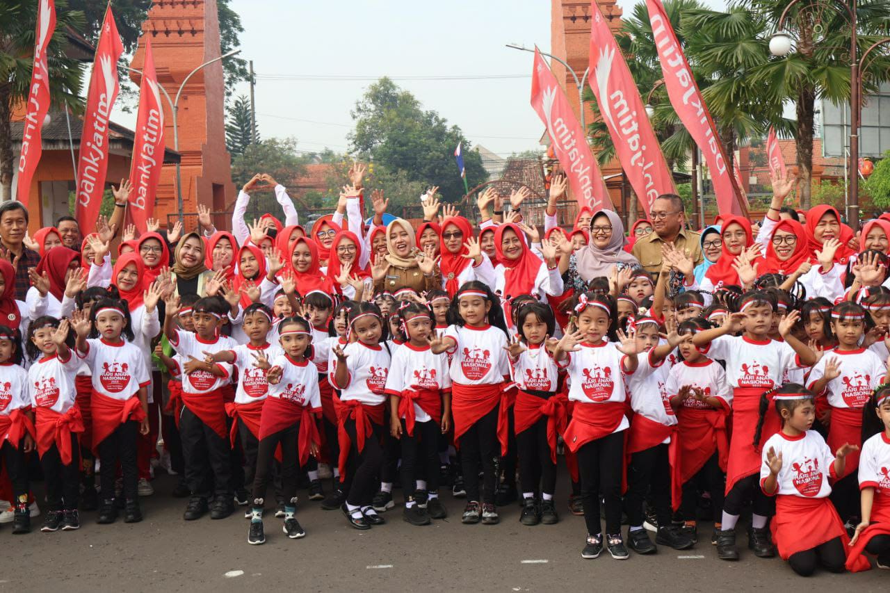 Bupati Mojokerto Buka Kegiatan Gebyar Kreativitas Ibu dan Anak