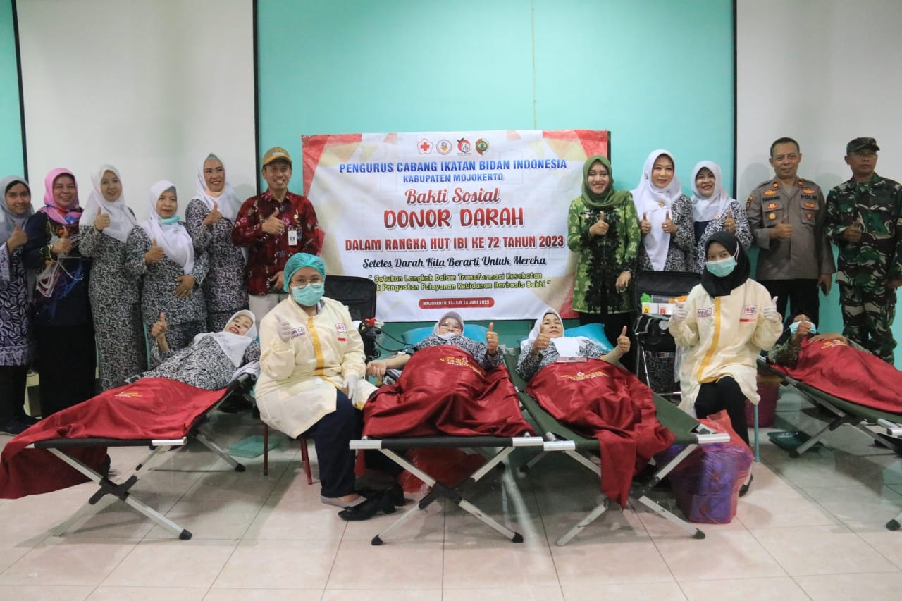 Peringati HUT ke-72, Bupati Ikfina hadiri Pelaksanaan Bakti Sosial Donor Darah