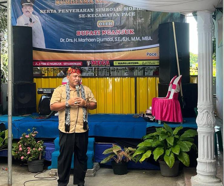 Di Resmikannya Warung Lodho Bumdesma Sejahtera Pace Serta Penyerahan Simbolis Mobil Siaga Desa Se-Kecamatan Pace