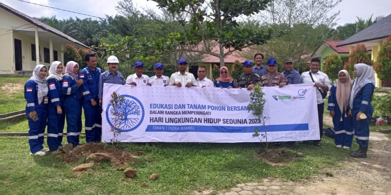 Medco E&P Gelar Penanaman Pohon Unggulan dan Diskusi di SMAN 1 Indra Makmur