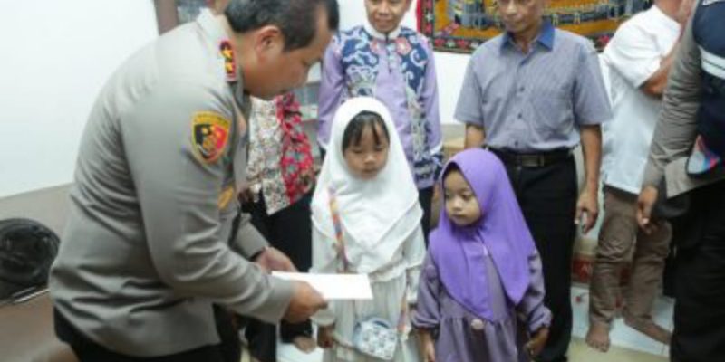 Jum’at Curhat dan Berkah Langkah Efektif Kapolda Jatim Dekat dengan Masyarakat