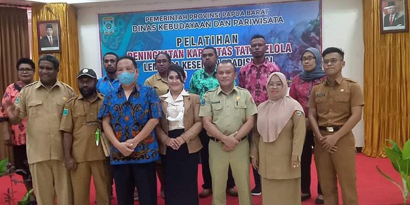 Penari Tradisional Asal Surabaya Siap Menghadiri Undangan Disbudpar Prov. Papua Barat Dan Berlanjut Ke Disbudpar Kab. Fakfak