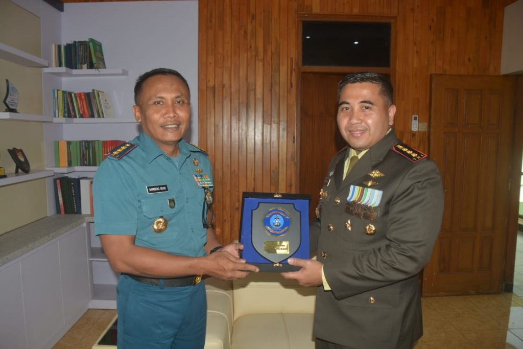 Danrem 071/Wijayakusuma Terima Kunjungan Danlanal Cilacap