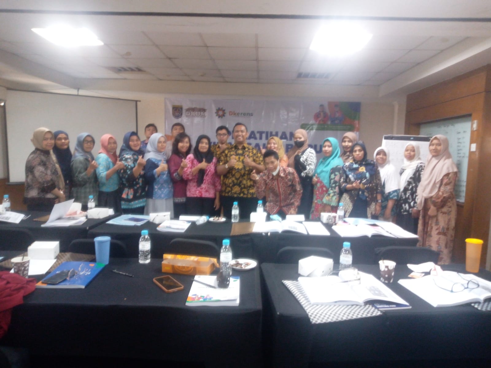 Walikota Depok DR.KH.Mohammaf Idris MA, dan Wakil Walikota Depok.Ir.H. Imam Budi Hartono Memberikan Peluang terhadap warga Depok