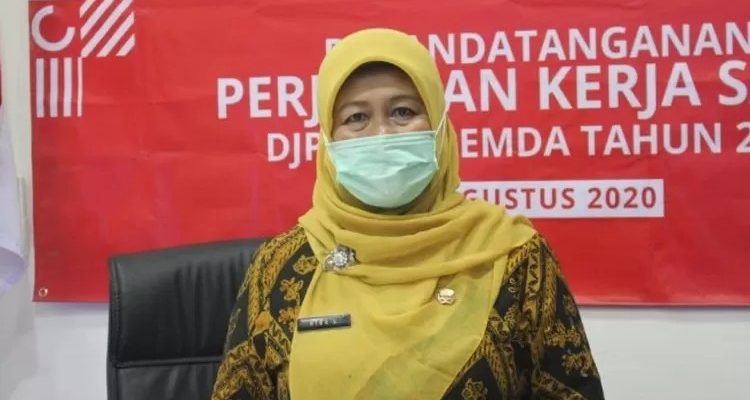 Banyak Tokoh Depok Mpo Hj.Nina Suzana, SS, Imam Budi Hartono Ada Hasbullah, Qonita,, Ketua Golkar, ada Ketua PDI.Depok Muncul Ditengah Masyarakat, Sebagai Calon Walikota Depok, tidak Perlu Dari Luar Depok