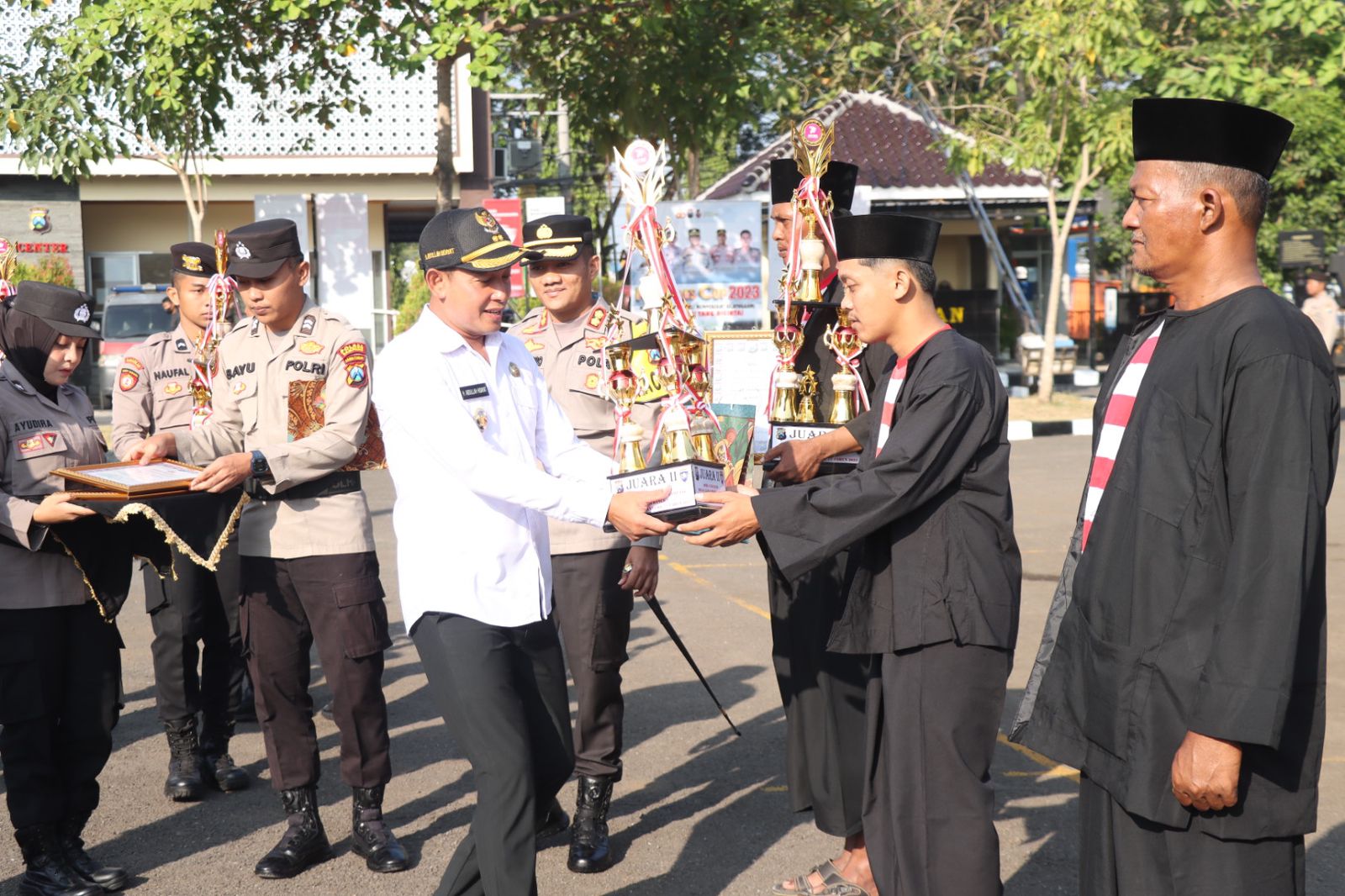 AKBP Siswantoro Pimpin Apel Ketua Satuan Keamanan Lingkungan Tingkat Kabupaten Sampang
