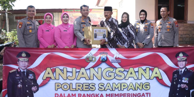 Menyambut Hari Bhayangkara Ke-77, Kapolres Sampang Laksanakan Anjangsana Dan Santunan Anak Yatim