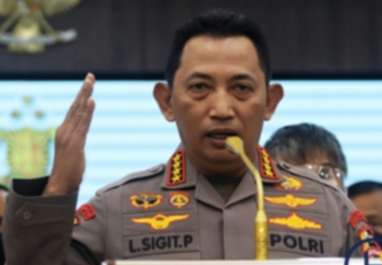 Kapolri Minta Kakorlantas Polri Permudah Pembuatan SIM