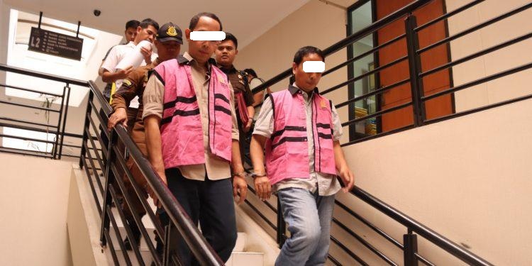 Kejari Depok Tersangka Dua Orang Korupsi Pajak
