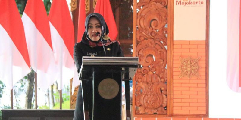 Hadiri Pelantikan Dewan Pengurus Kehormatan Dan PMI Kecamatan, Bupati Ikfina Minta Komitmen PMI Terhadap Masalah Kemanusiaan