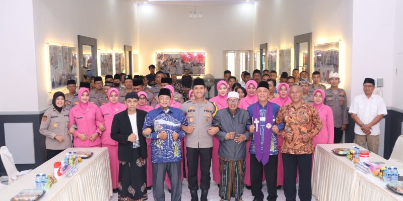 Doa Bersama Lintas Agama, Wujudkan Polri Yang Presisi Di Hari Bhayangkara Ke-77 Tahun 2023