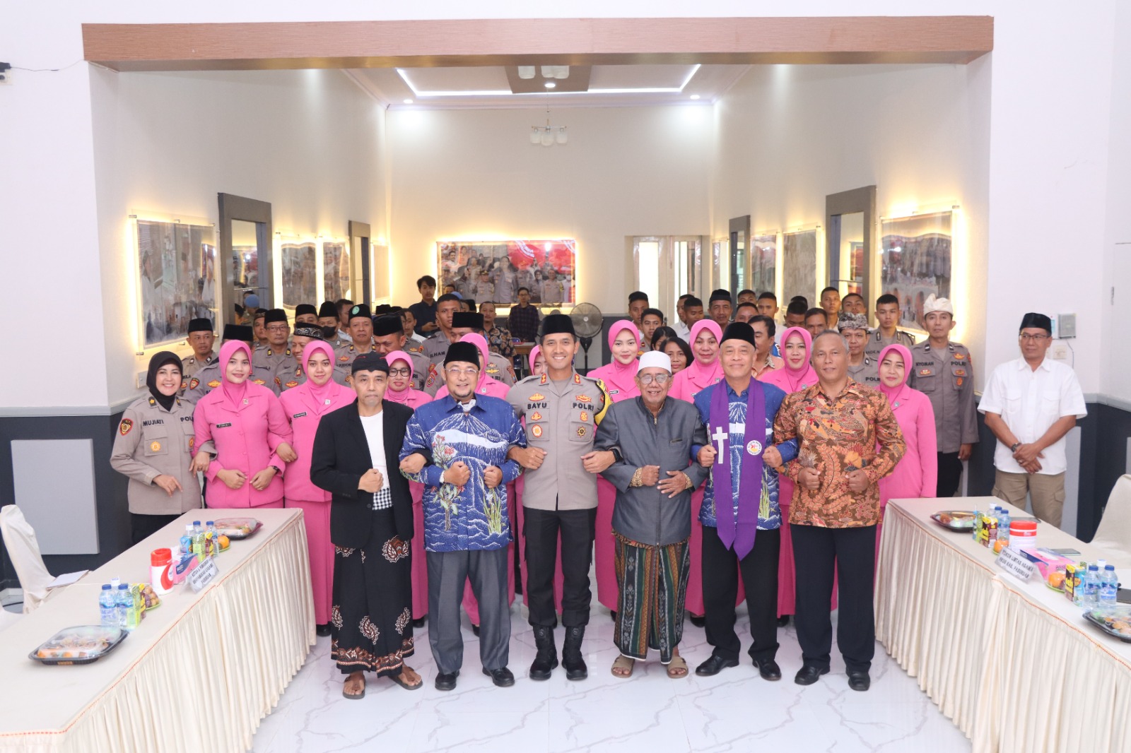 Doa Bersama Lintas Agama, Wujudkan Polri Yang Presisi Di Hari Bhayangkara Ke-77 Tahun 2023