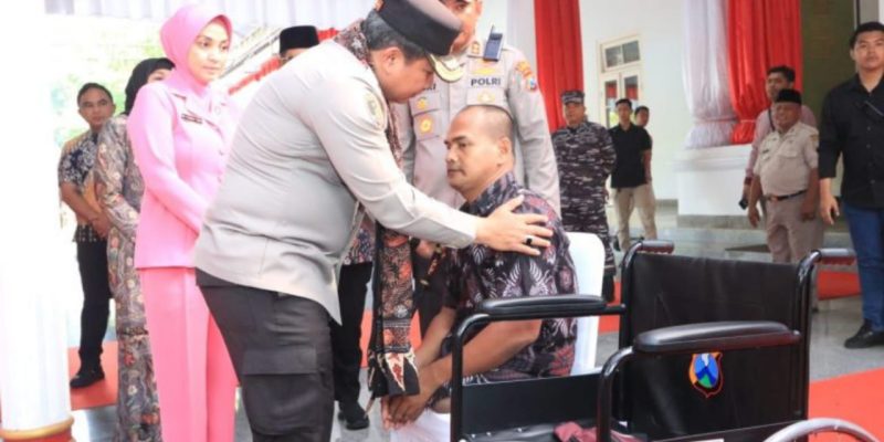 “Jum’at Curhat” di Bangkalan, Kepala Desa Ucapkan Terima Kasih kepada Polri