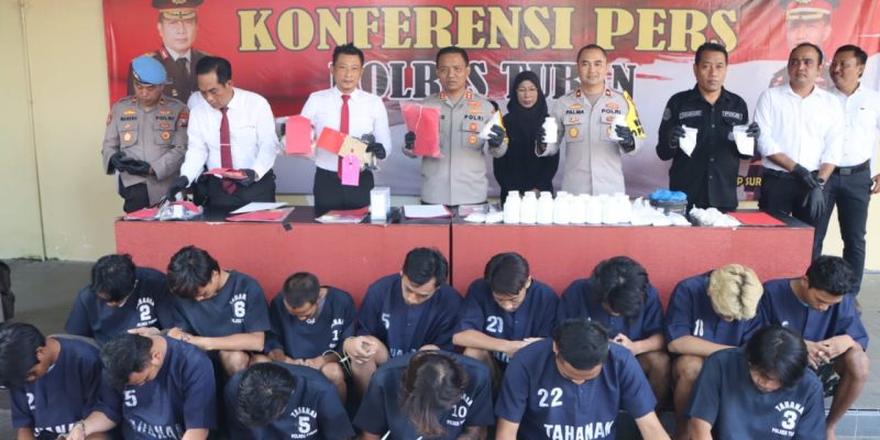 44 Tersangka Di Amankan Satresnarkoba Polres Tuban Polda Jatim Berhasil Ungkap 42 Kasus Narkoba dalam Kurun 6 Bulan