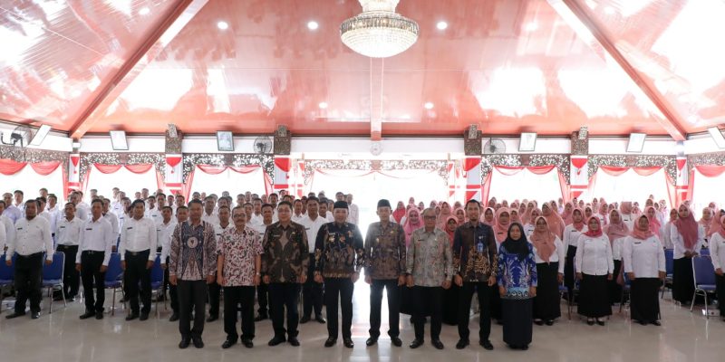 186 P3K Tenaga Guru Honorer Tahun 2022 Terima SK Dari Bupati Sampang