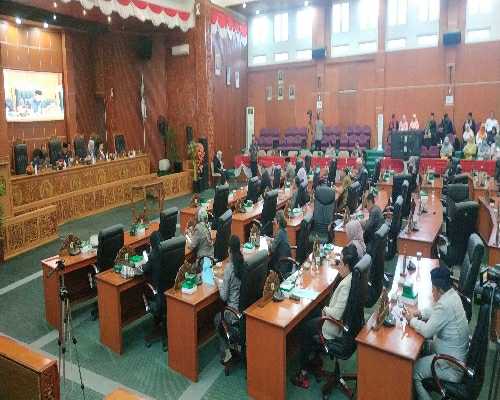 Gegara Tak Penuhi Forum, Rapat Paripurna DPRD Depok Tidak Taat Tata Tertibnya