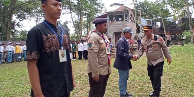 Polda Jatim Gelar Kemah Bakti Pancasila Pupuk Jiwa Kebangsaan Generasi Bangsa.