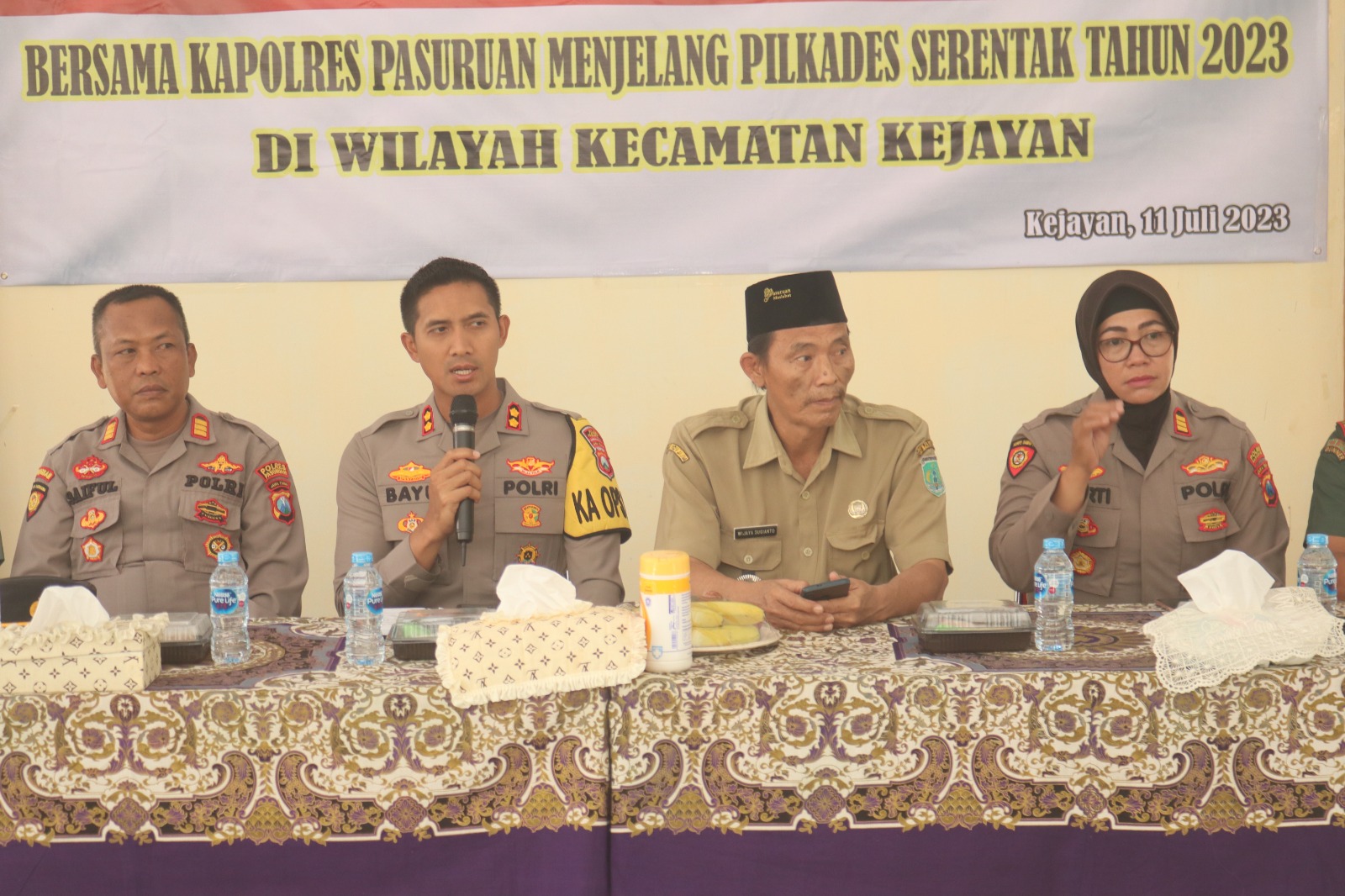Jelang Pilkades Serentak 2023, Kapolres Pasuruan Gelar Silaturahmi Dan Dialog Kamtibmas Bersama Perangkat Desa