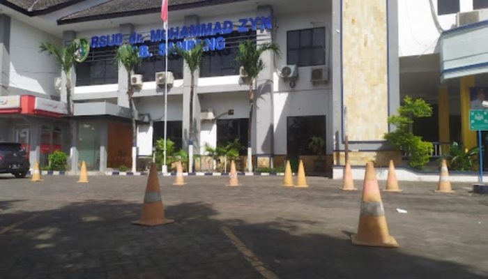 Sering Mati Lampu, Pelayanan Pasien Di RSUD Mohammad Zyn Sampang Terganggu