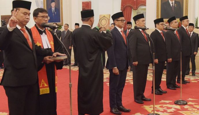 Presiden Jokowi Lantik Menkominfo dan Lima Wakil Menteri Baru Kabinet Indonesia Maju.