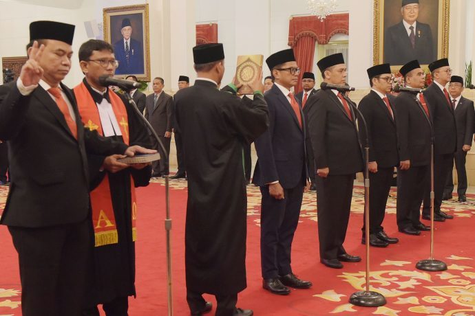 Presiden Jokowi Lantik Menkominfo dan Lima Wakil Menteri Baru Kabinet Indonesia Maju.