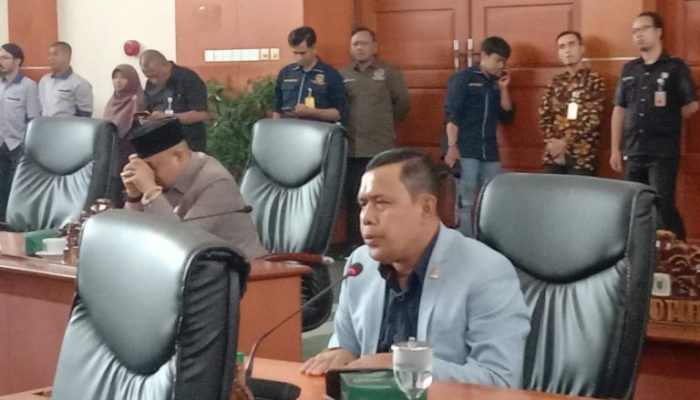 Rapat Paripurna DPRD Kota Depok Sepakati 6 Raperda
