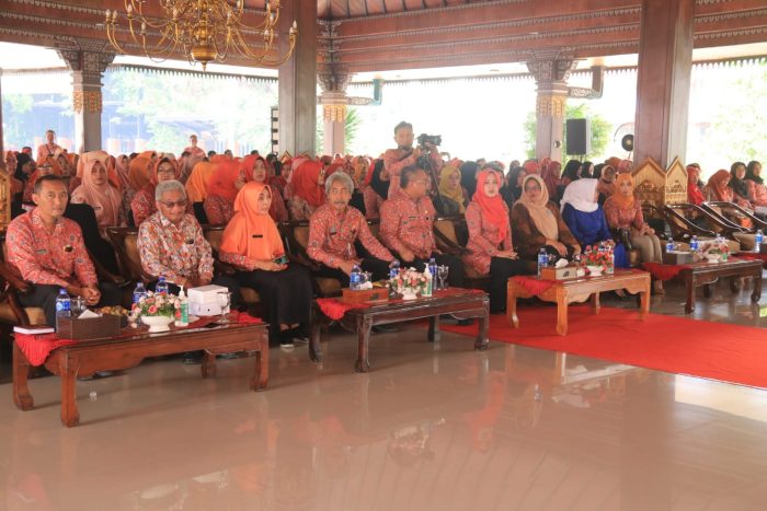 Wujudkan Generasi Muda Yang Berkualitas, Pemkab Mojokerto Selenggarakan Bimtek PAUD Ke SD