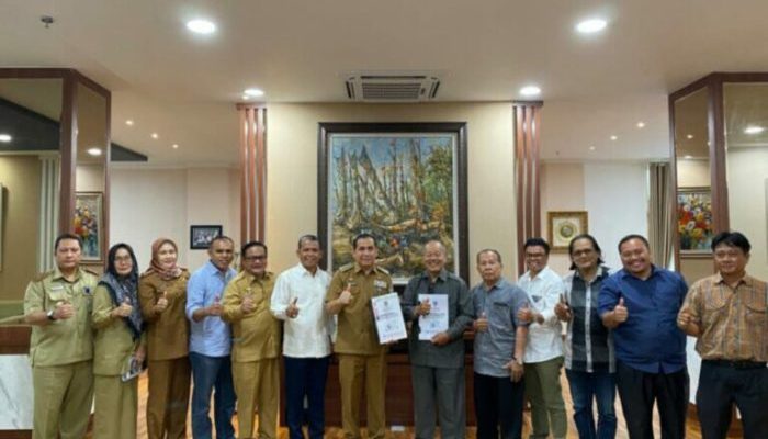 Walikota LubukLinggau Drs. H. SN Prana Putra Sohe, M.M. Menerima Kunjungan Presidium Sumselbar