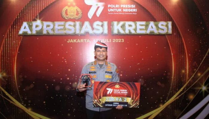 Juara 2 Nasional Lomba Layanan Polisi 110 Kapolresta Malang Kota Terima Penghargaan Dari Kapolri