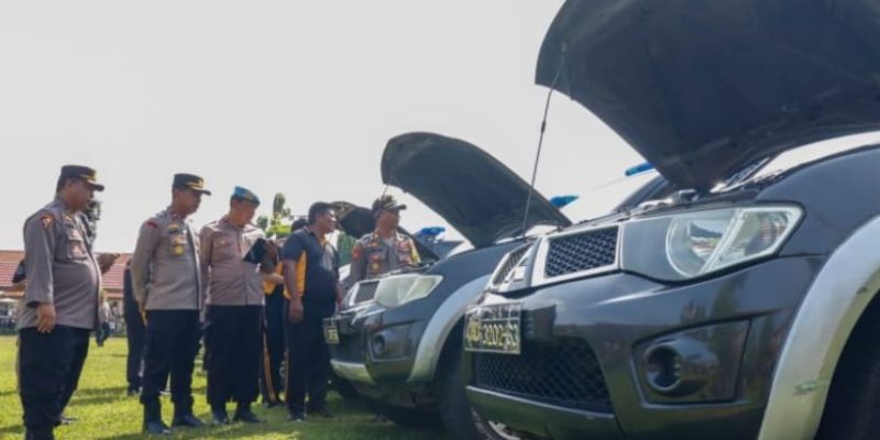 Wakapolres Jombang Cek Kendaraan Dinas, Periksa Mesin Hingga Kelengkapan