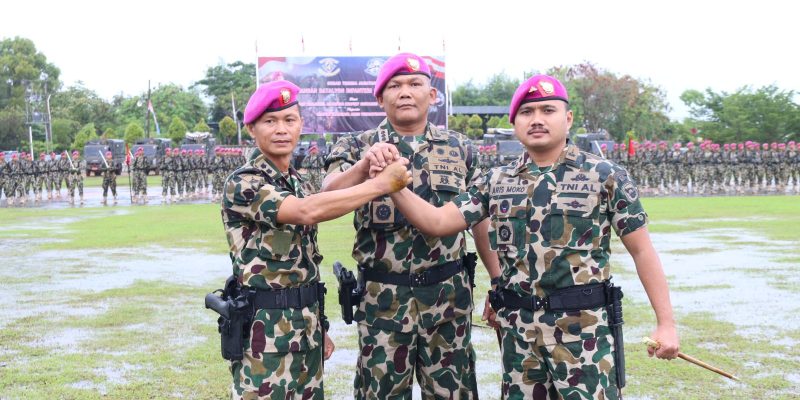 Danbrigif 4 Marinir/BS Pimpin Sertijab Danyonif 10 Marinir/SBY