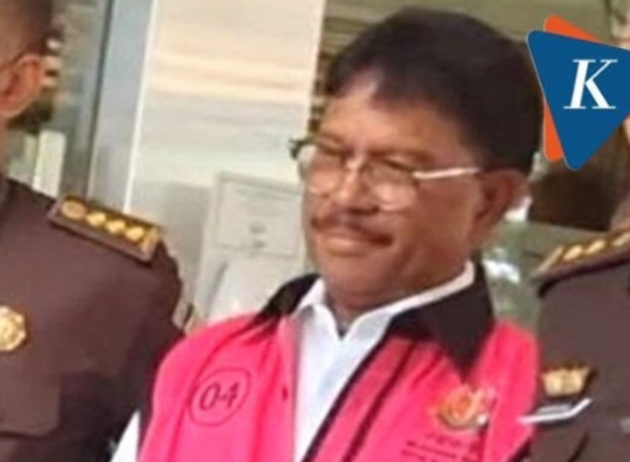 Johnny Plate Sampaikan Informasi Penting Terkait Kasus BTS Kominfo, Nama Jokowi Ikut Disebut, Hakim Terkejut.
