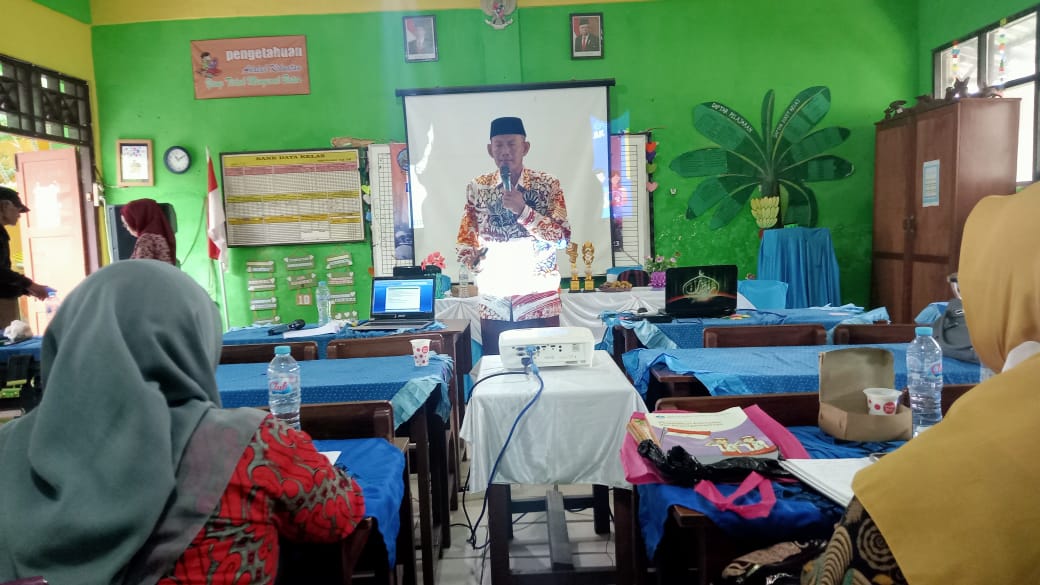 Kegiatan Sosialisasi Implementasi Kurikulum Merdeka (IKM) Kelas 2 dan kelas 5 di keraton (3)