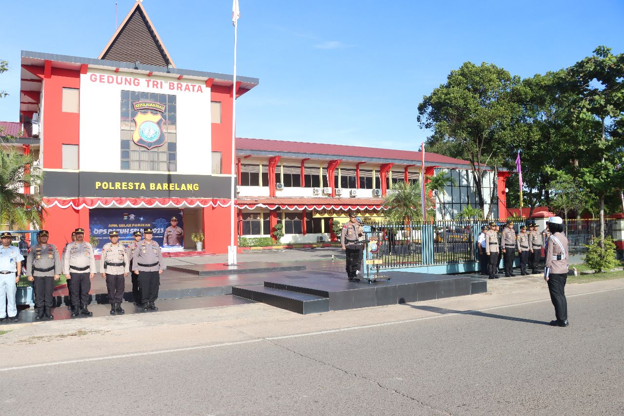 Kapolresta Barelang Pimpin Apel Gelar Pasukan Operasi Patuh Seligi 2023
