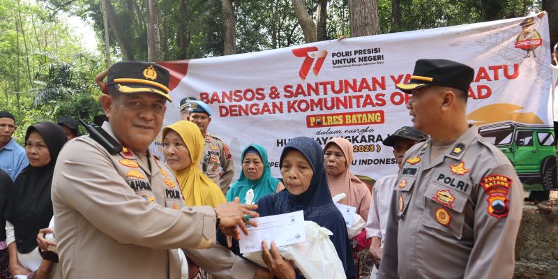 Sinergi Polres Batang dan Komunitas Offroad dalam Baksos