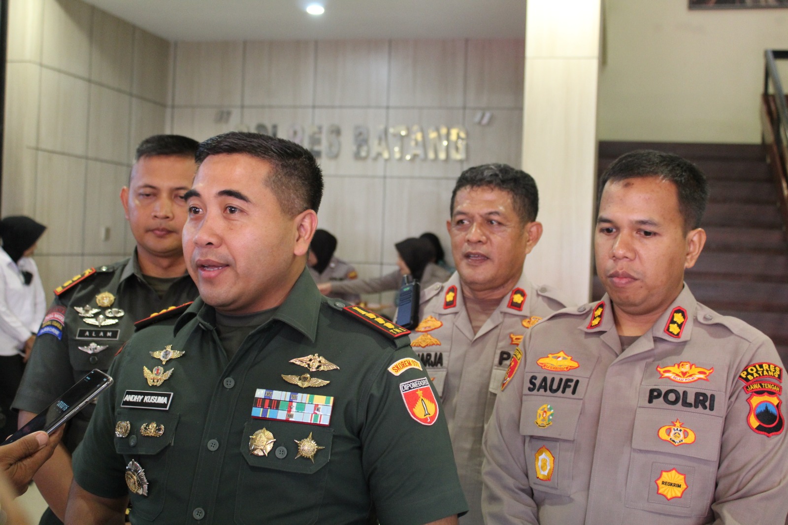 Prajurit TNI dan Polri Diminta Tidak Terpengaruh Kepentingan Politik di Musim Pemilu 2024