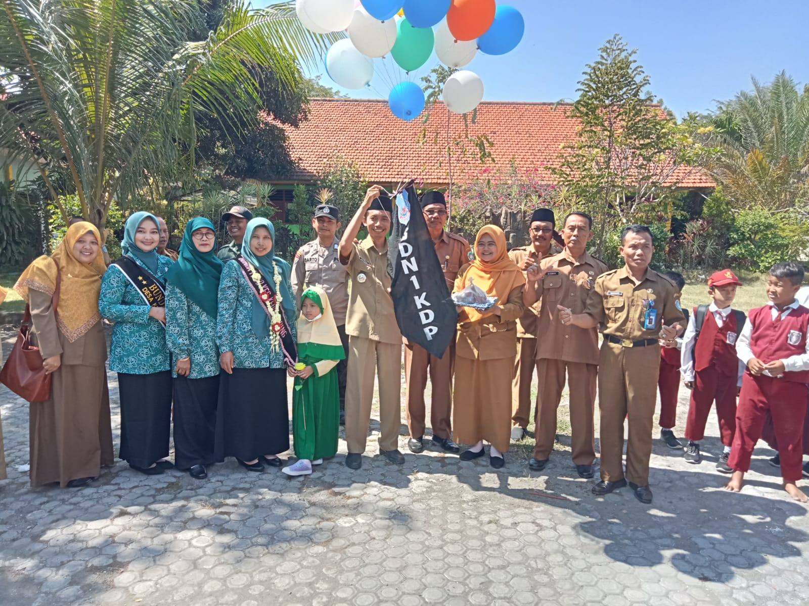 SD NEGERI 1 Kedungpring Melakukan Kegiatan Masa Pengenalan Lingkungan Sekolah